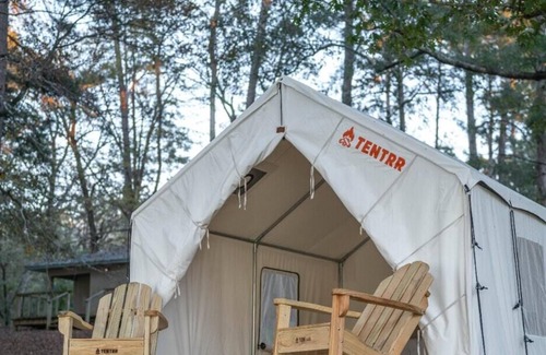 McComb RV Rental | Tentrr State Park Site - Mississippi Percy Quin State Park - Eastside Lakeview D