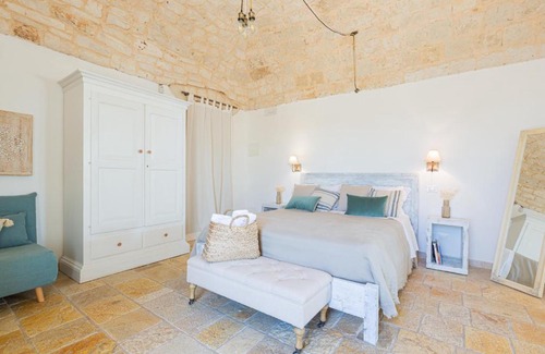 Mola di Bari Hotel | Tenuta Pinto