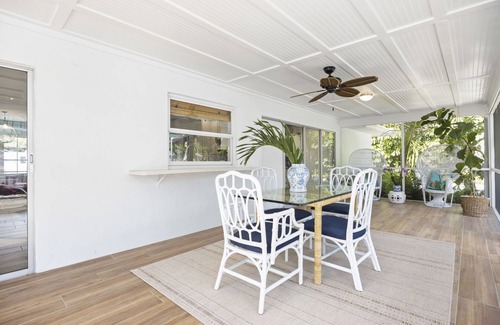 Jupiter House | Tequesta/Jupiter Pool Home close to Beaches and Dining. 2 miles to the beach.