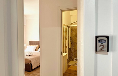 Termoli House | Termoli Station 2 - easy parking - room in downtown with private bathroom and balcony