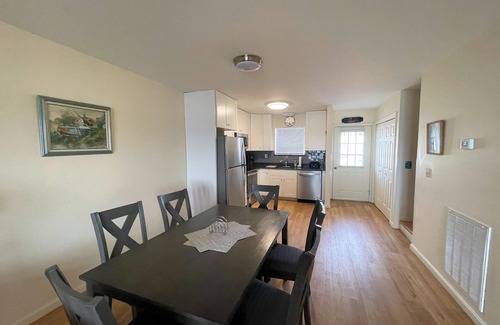 Chincoteague House | Tern Inn - Water Front - Townhouse, deep water dock. LINENS AND TOWELS,