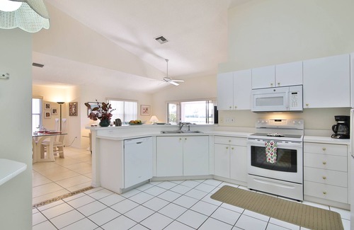 Palmetto Villa | Terra Ceia Beauty! Golf Course, Heated Pool, WIFI, Nature Trail and much more