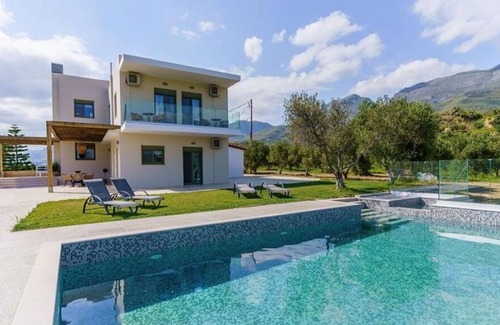 Damnoni Villa | Terra Divina Damnoni