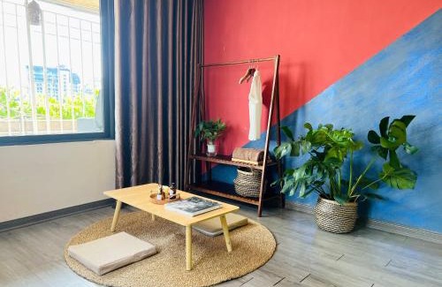 Trang Tien Apartment | Terra Homestay - Big Balcony with elevator - 150m to Hoan Kiem Lake