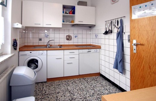 Westeraccumersiel House | Terraced house, Dornumersiel