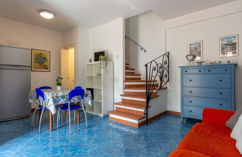 Porto Recanati Apartment | Terraced house with garden 200mt from the sea