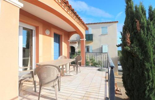 Beziers House | Terrasse du golf