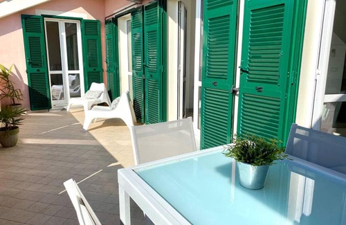 Borgio Verezzi Apartment | Terrazza Vista Mare