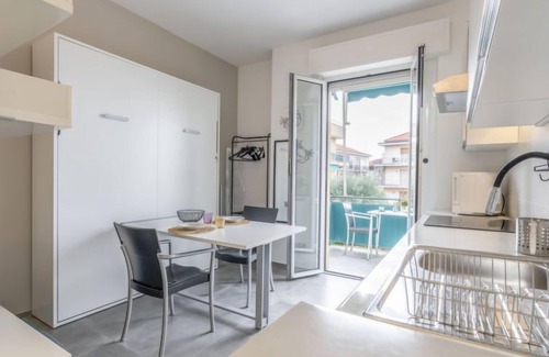Ceriale Apartment | Terrazzino vista Mare by Interhome