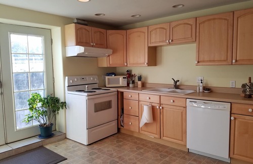 Orchard Homes Apartment | Terrebonne, "The Good Earth" is a place to rest and renew.