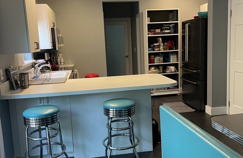 East Hampton North House | Terrific 4 bedroom house in East Hampton with AC, WiFi- share