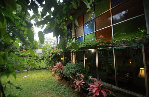 Kandy Ski Chalet | Terrific chalet with WiFi in charming Kandy
