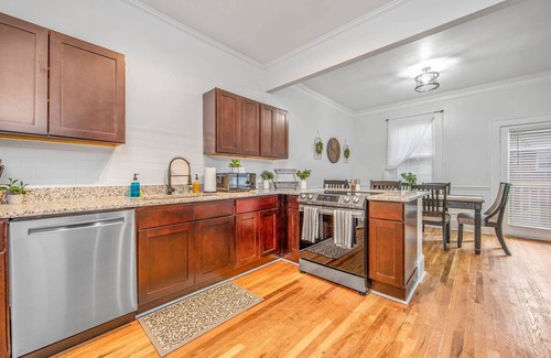 Terry Sanford House | Terry Sanford Guest House
