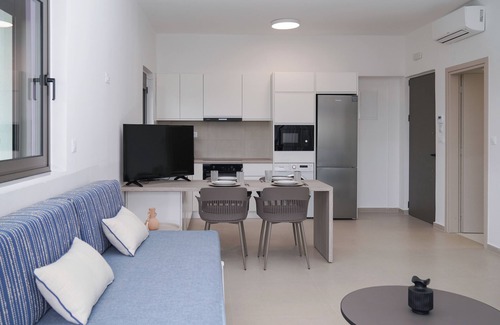 Livadi House | Tersanas Mare Blue - Home w. Pool & Large Outdoors