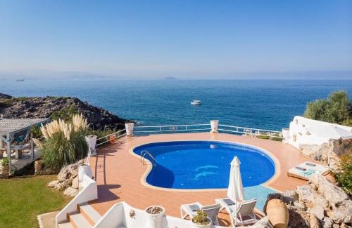 Stavros Villa | Tersanas Sea Front Villas
