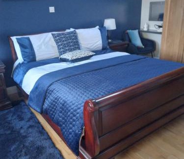 Freshford Bed & Breakfast | Tess's Guest House R95K6N1 This Property is unsuitable for children under 12 years old