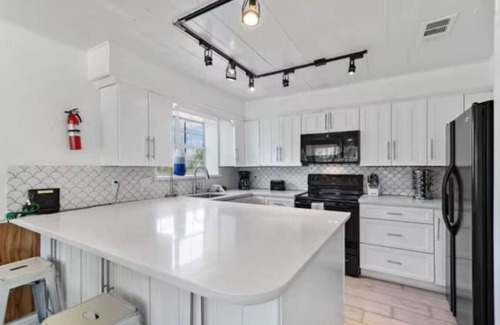 Pirates Beach House | Texas Vacation Home with Pool, Near the Beach