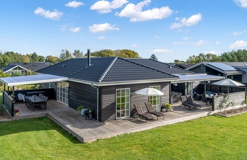 Haslevgarde House | "Thala" - 500m from the sea by Interhome