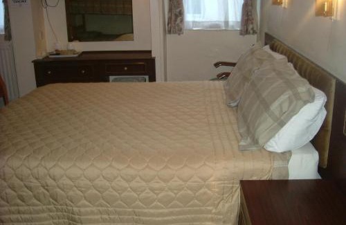 St. Helier House | Thalatta Guest House