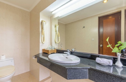 Yen Phu Hotel | Thang Loi Hotel Hanoi