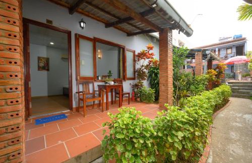 Cua Lap Hotel | Thanh Khoi Bungalow
