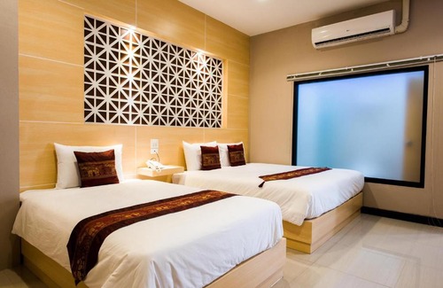 Vientiane Hotel | Thatluangview Hotel