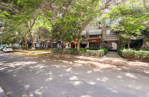 Taqseem Laselky Apartment | The 2bdr Velvet Vibe @ Maadi