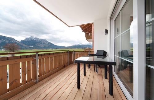 Schwangau Apartment | The 3-room apartment is located on the 1st floor.
