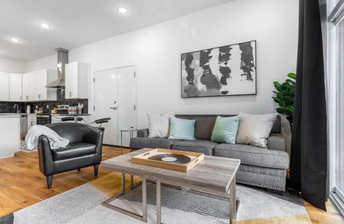 Inglewood Apartment | The A Side by Stay Local Nashville