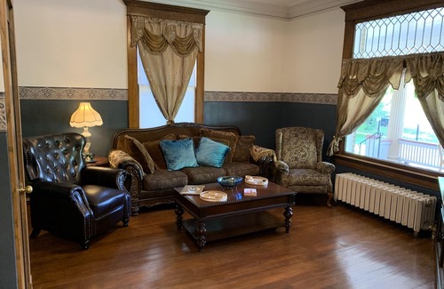 Pueblo Apartment | The Abriendo Inn - Pike Suite