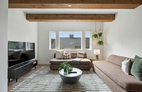 Kerns House | The Adelynn - New Luxury Build in Center of PDX