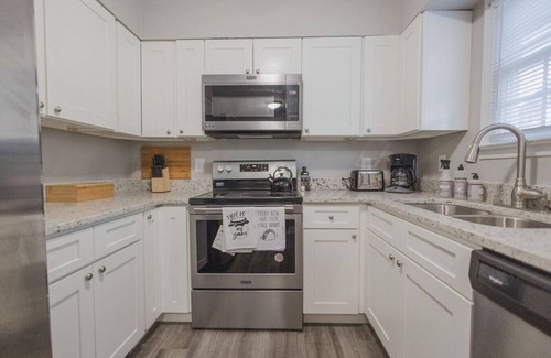 Martinsburg Apartment | The Adorable Apartment