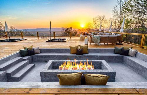 Fletcher House | The Albatross Estate & Golf Links