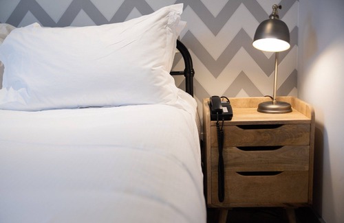 Esher Hotel | The Albert Arms