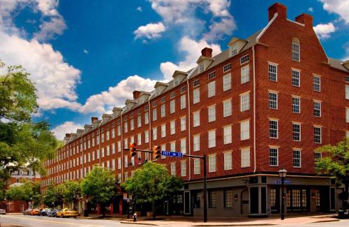 Old Town Alexandria Hotel | The Alexandrian Old Town Alexandria, Autograph Collection
