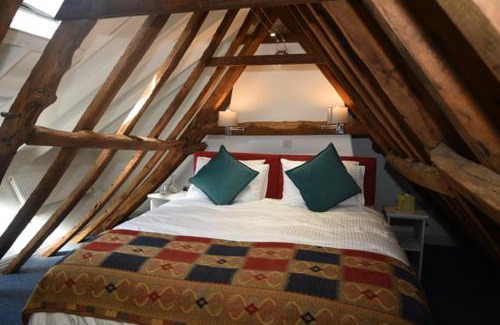 Thetford House | The Alms House