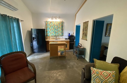 Keaau House | The Aloha Suite (Spacious one bedroom Suite)