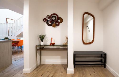 Sheffield Apartment | The Amazing Triplex - City Centre - Free Parking