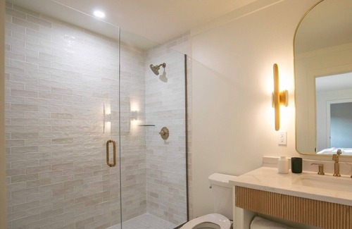 Oxford Hotel | The Anderson at The Ravine by Velvet Ditch Villas