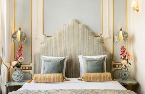 Faubourg-du-Roule Apartment | The Angelina Suite - Champs Elysées