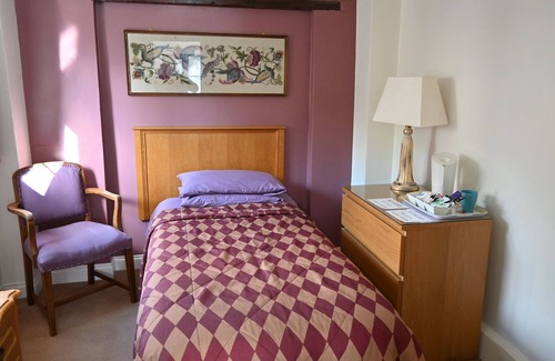 Tring Bed & Breakfast | The Anglers Retreat