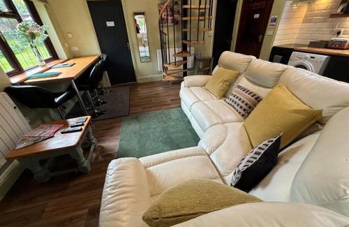 King's Lynn House | The Annexe at Gomo