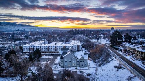 Boise Hotel | The Anniversary Inn - Boise