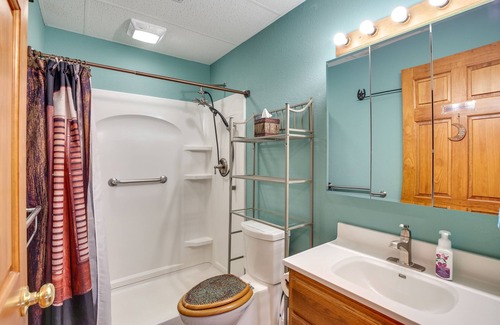 Hermosa Apartment | ‘The Apartment’ Retreat Near Mount Rushmore