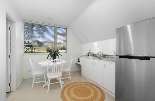 Te Horo Apartment | The Apartment - The Lodge Te Horo