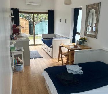 Swalecliffe House | The Apple Tree
