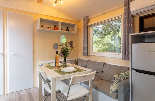 Giens House | The Arbousier, cosy mobile home with sea view