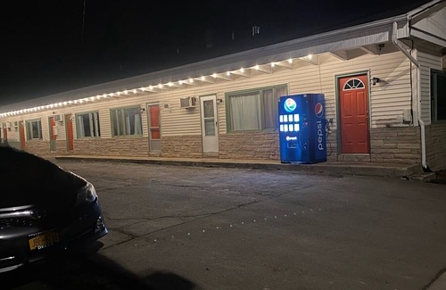 Elizabethtown Hotel | The Arsenal Inn