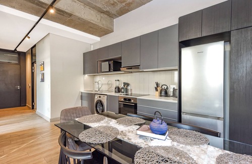 Sandown Apartment | The Art of Luxury Living Heart of Sandton