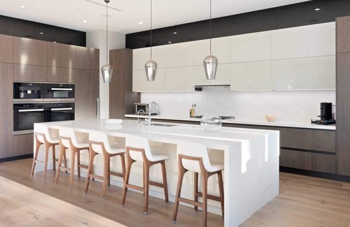 Fairfax District House | The Artezen Villa by Stay Awhile Villas